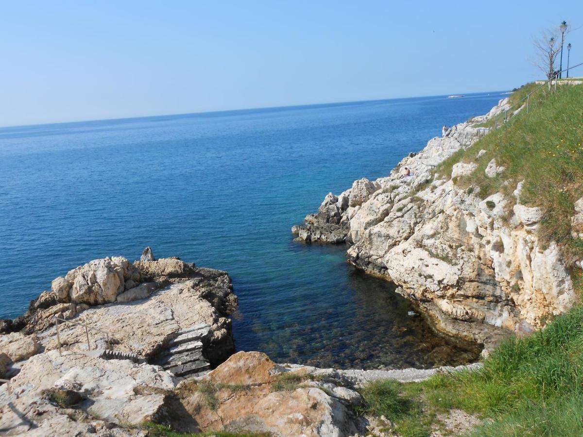 Weis Apartments Rovinj Eksteriør billede