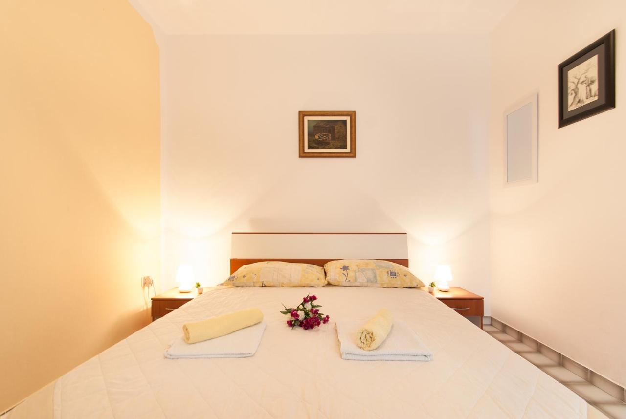 Weis Apartments Rovinj Værelse billede